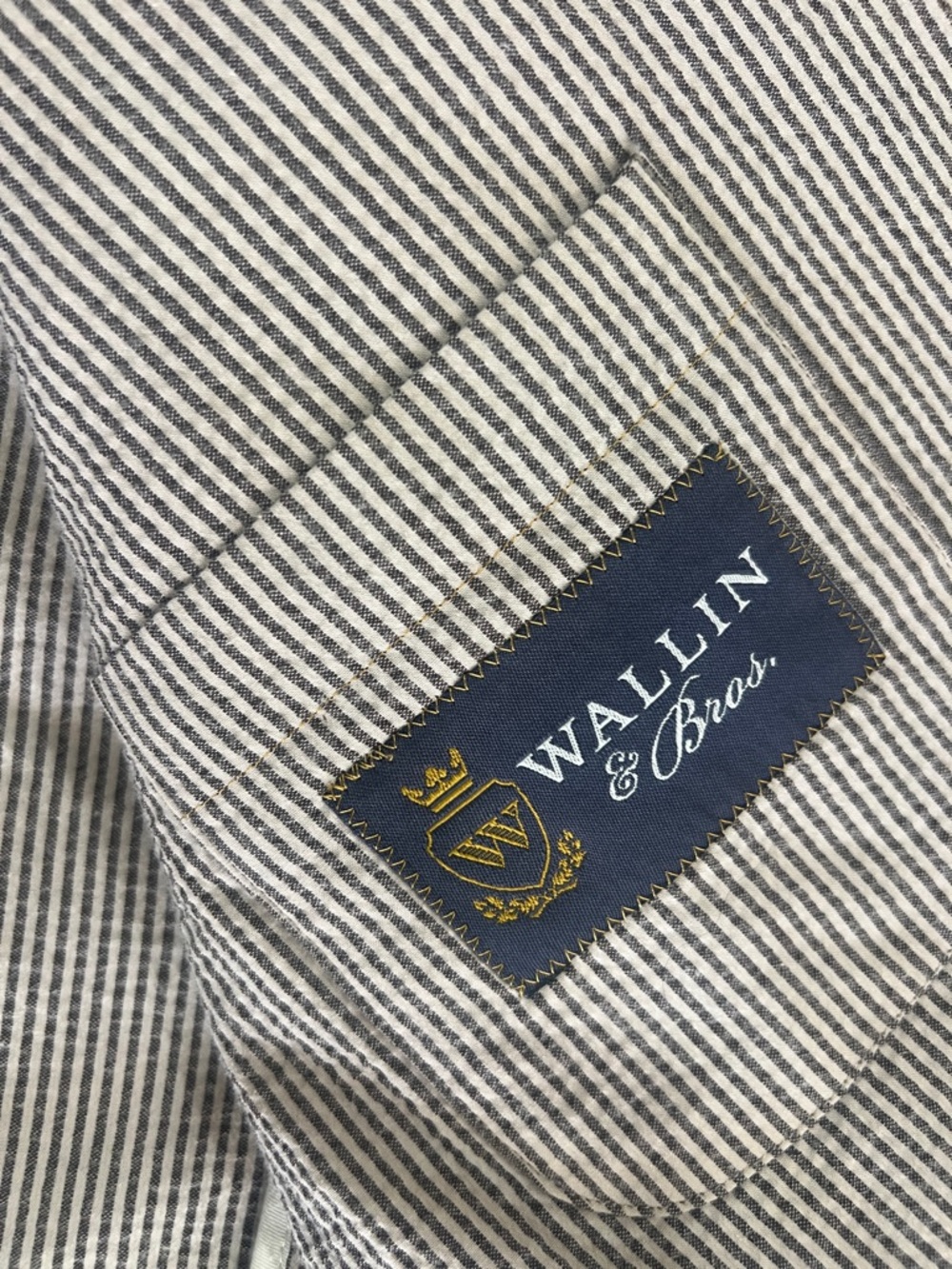 Wallin & Bros Men's Striped Suit Jacket - White & Black